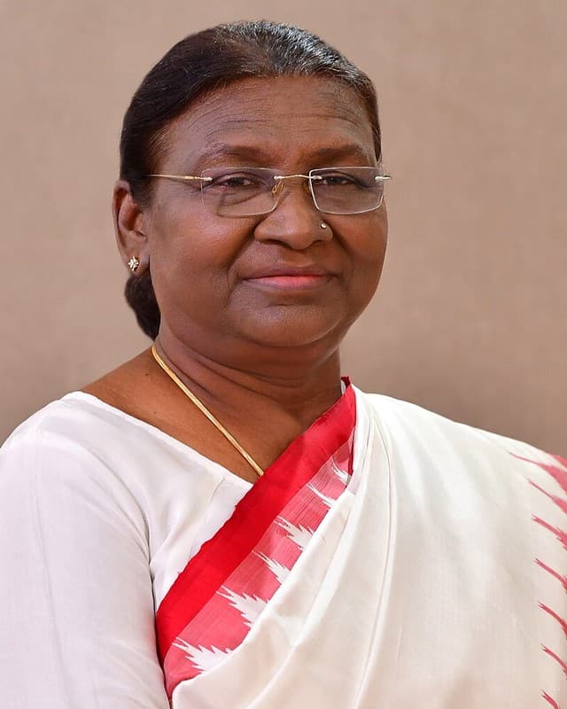 Official portrait of Smt. Droupadi Murmu